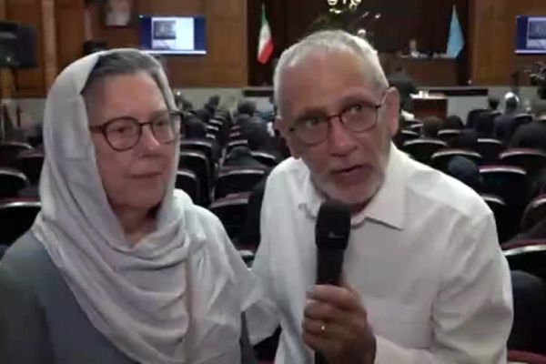  اظهارات بانوی محقق انگلیسی در جلسه دادگاه منافقین