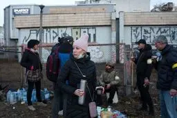 تصاویر سنگرسازی نیروهای مردمی در کیف