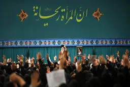 رهبر انقلاب:مسئله زن در اسلام یکی از نقاط قوت اسلام است