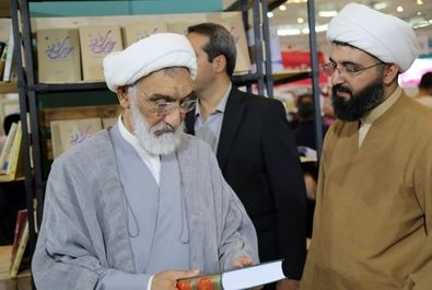 پورمحمدی نمایشگاه کتاب