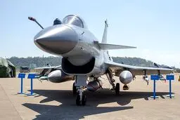 خرید جنگنده J-10 چین توسط ایران| رقابت اژدهای زرد و خرس روس بر سر ایران