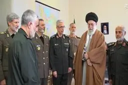 تصویر سه سپهبد شهید در کنار فرمانده معظم کل قوا 