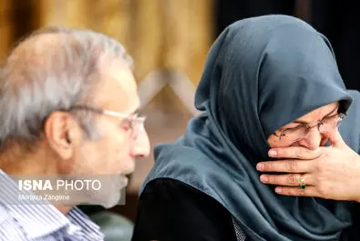 زهرا بهروز آذر