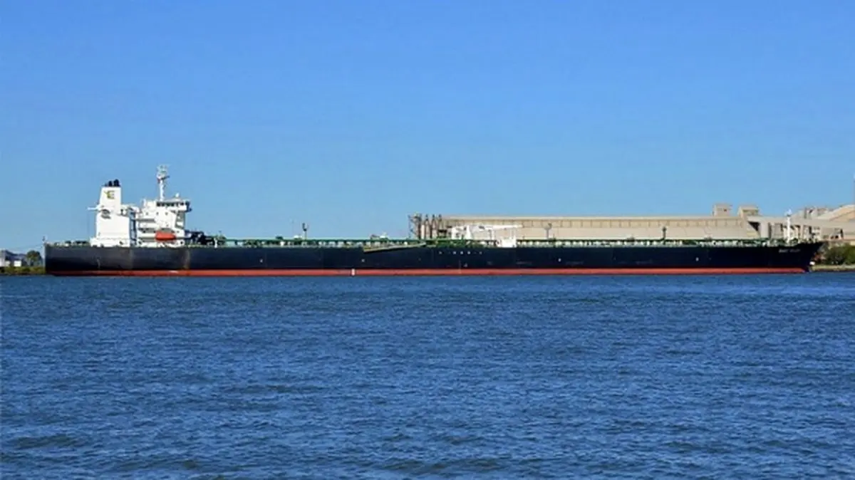 نفتکش ریچموند ویجر پس از برخورد با شناور ایرانی متواری شد