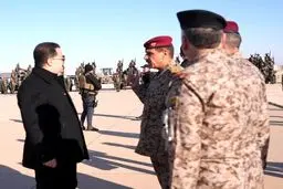 حضور نخست وزیر عراق در پایگاه آمریکایی + عکس