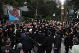 تصاویر عزاداری مسعود پزشکیان در کنار مردم تبریز