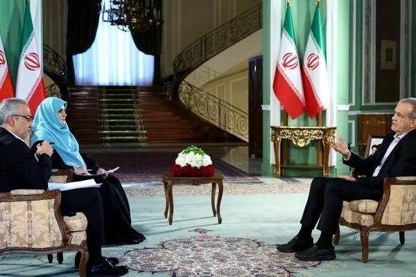 رئیس‌جمهور:ما روی گنج خوابیده ایم،نباید مردم ما گرسنه بمانند