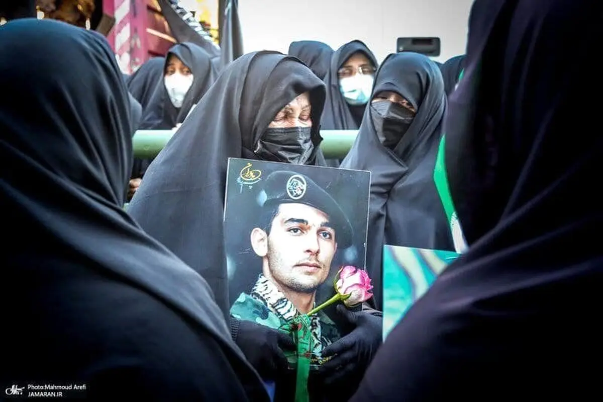  انتظار ۳۵ ساله یک مادر برای بازگشت فرزندش|عکس