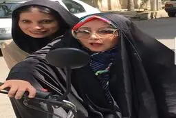 
کافه گردی بهنوش بختیاری با خواننده لوس آنجلسی