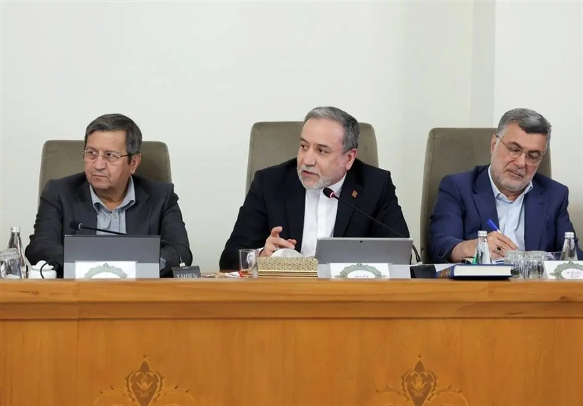 ارائه گزارش کامل مذاکرات ژنو از سوی عراقچی