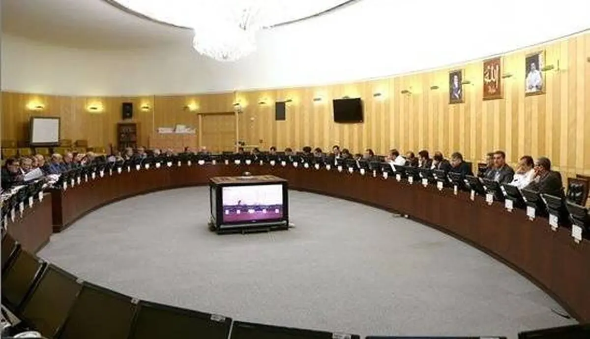 فراکسیون مستقلین ولایی: به تمامی وزرای پیشنهادی رای می‌دهیم