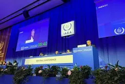 هشدار رئیس سازمان انرژی اتمی: ایران تسلیم فشارها نخواهد شد