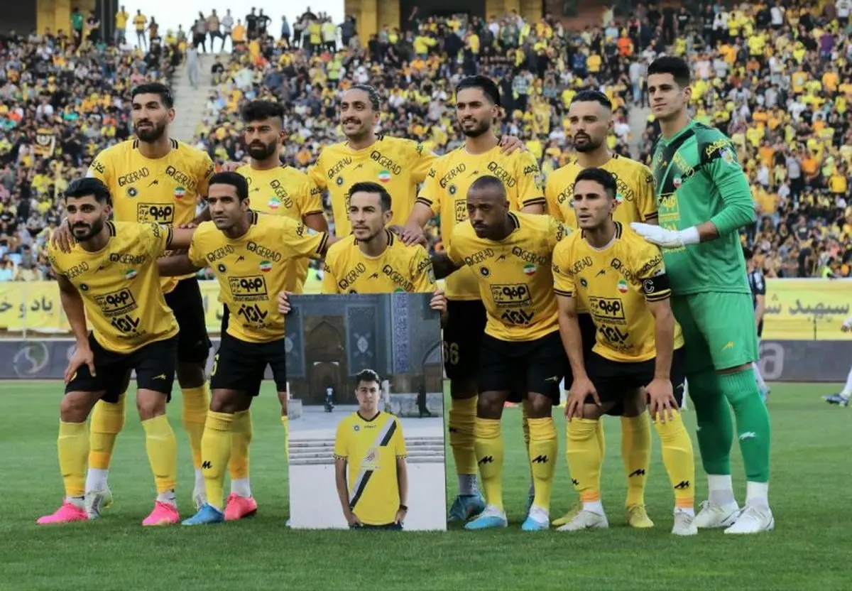 روایت تلخ از عکسی که در دستان ستاره سپاهان بود