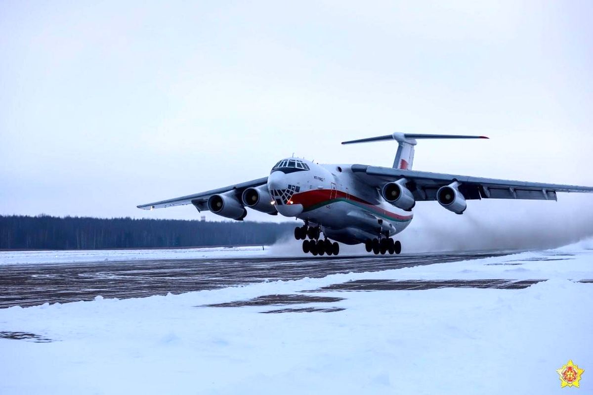 انتقال تسلیحات به ایران با هواپیماهای سنگین روسی