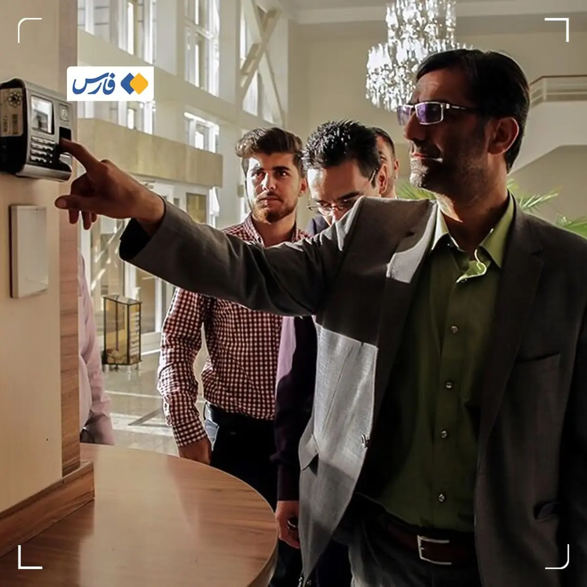 ساعت کاری کارمندان در پایتخت شناور شد