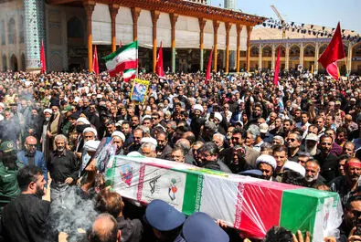 تشییع پیکر شهدای حمله تروریستی شاهچراغ(ع)