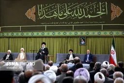تصاویر دیدار مسئولان نظام و سفرای کشورهای اسلامی با رهبر انقلاب