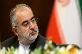 کنایه سنگین آشنا به تندروها ؛ در میدان بجنگید نه در ایتا