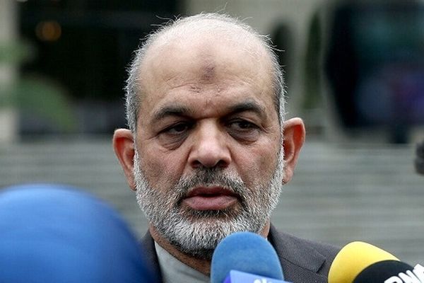 سردار وحیدی: دشمن خیال خام تسلیم ما را به گور می‌برد