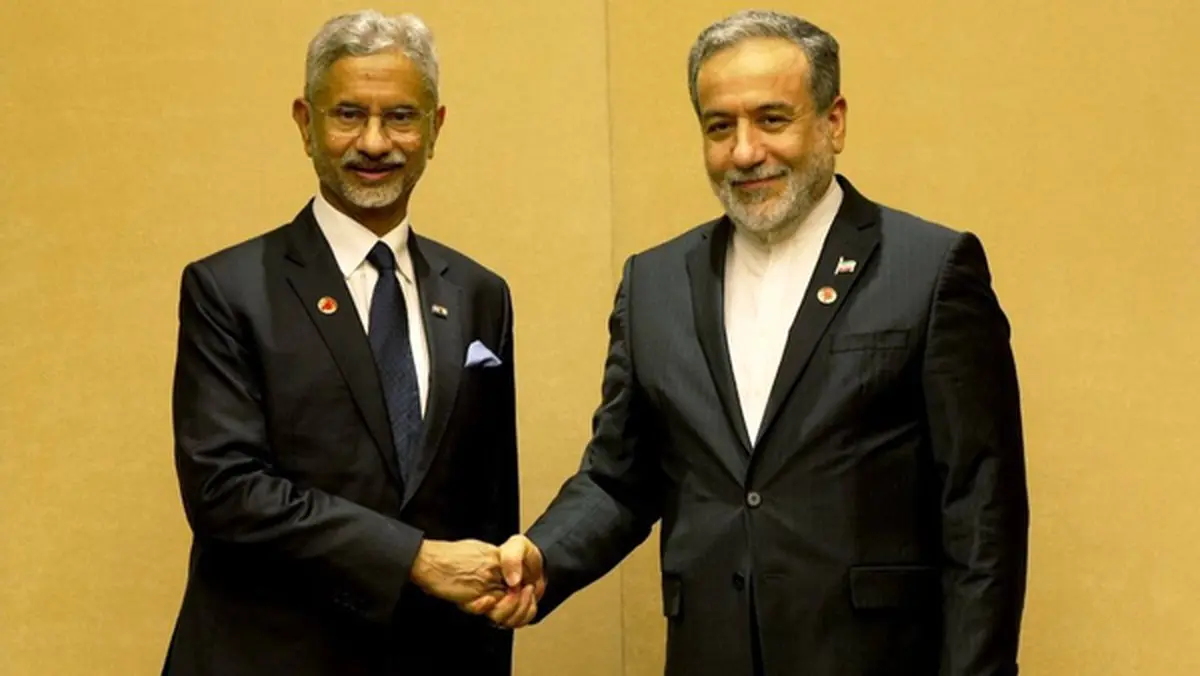 دیدار عراقچی و همتای هندی در چین ؛ گسترش همکاری‌های منطقه‌ای در دستور کار