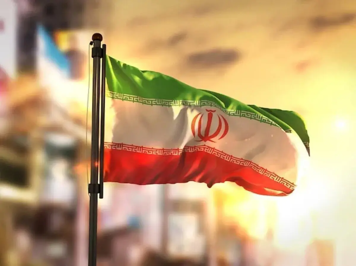 تدوین لایحه جرم‌انگاری توهین به پرچم ملی