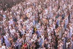 اقامه نماز عید فطر پس از دو سال وقفه در بین الحرمین کربلا