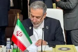 عراقچی: موشک‌های بالستیک، قابل مذاکره نیستند
