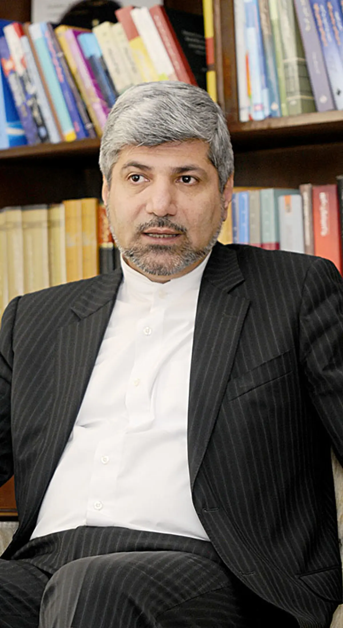 طرح بحث هولوکاست از سوی احمدی‌نژاد هیچ نفعی برای ایران نداشت