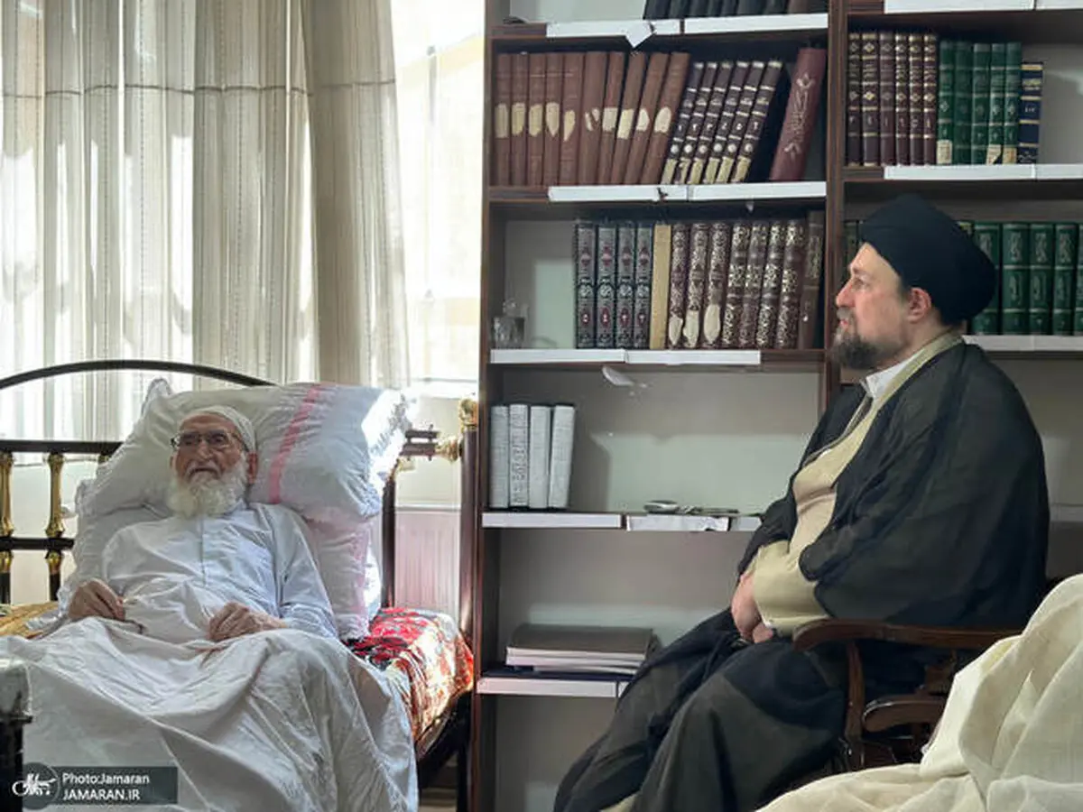 سیدحسن خمینی به عیادت آیت‌الله نوری همدانی رفت
