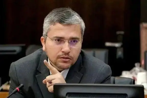 افزایش قیمت بنزین می‌تواند برای کشور خطرناک باشد