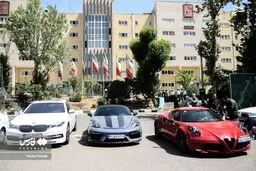 تصاویر کشف خودروهای لاکچری از سارقان