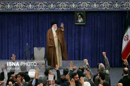 تصاویر دیدار اقشار مختلف مردم با رهبر انقلاب