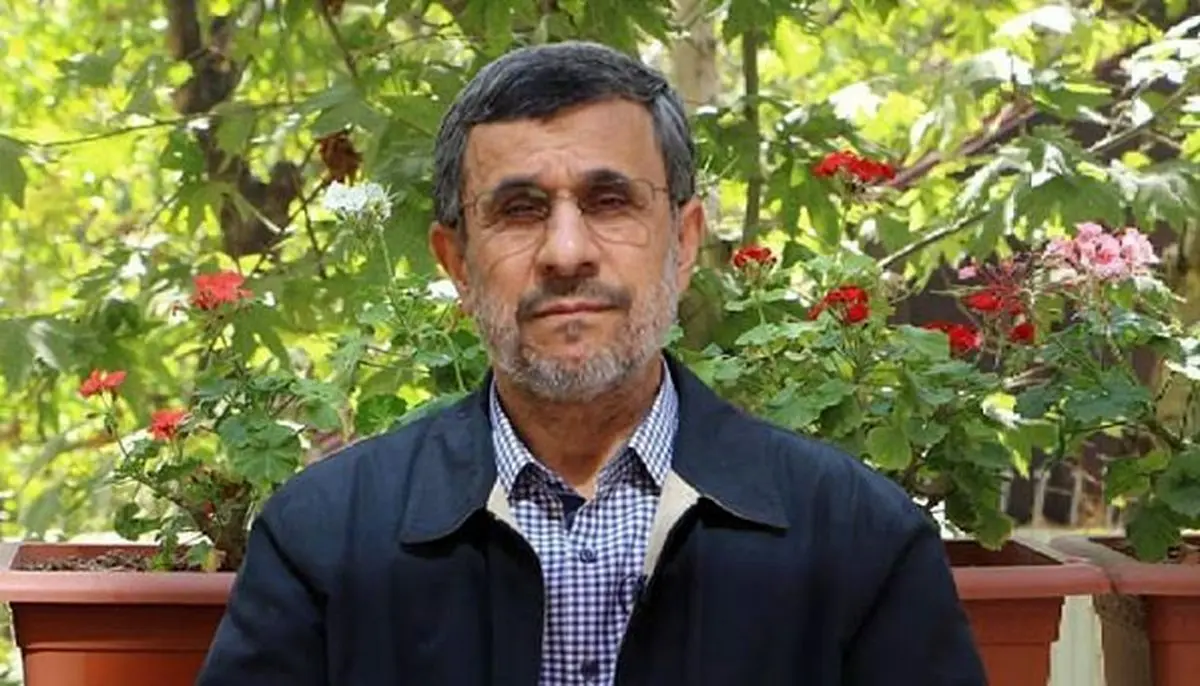 ساعت مملکت به وقت احمدی نژاد!