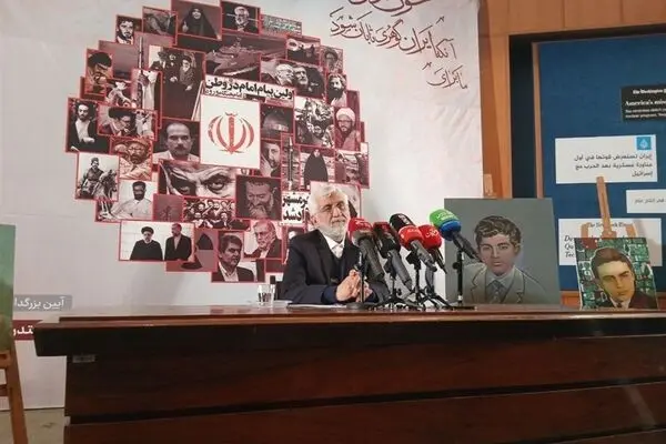 جلیلی : دشمن بعد از 40 روز به دریوزگی افتاد