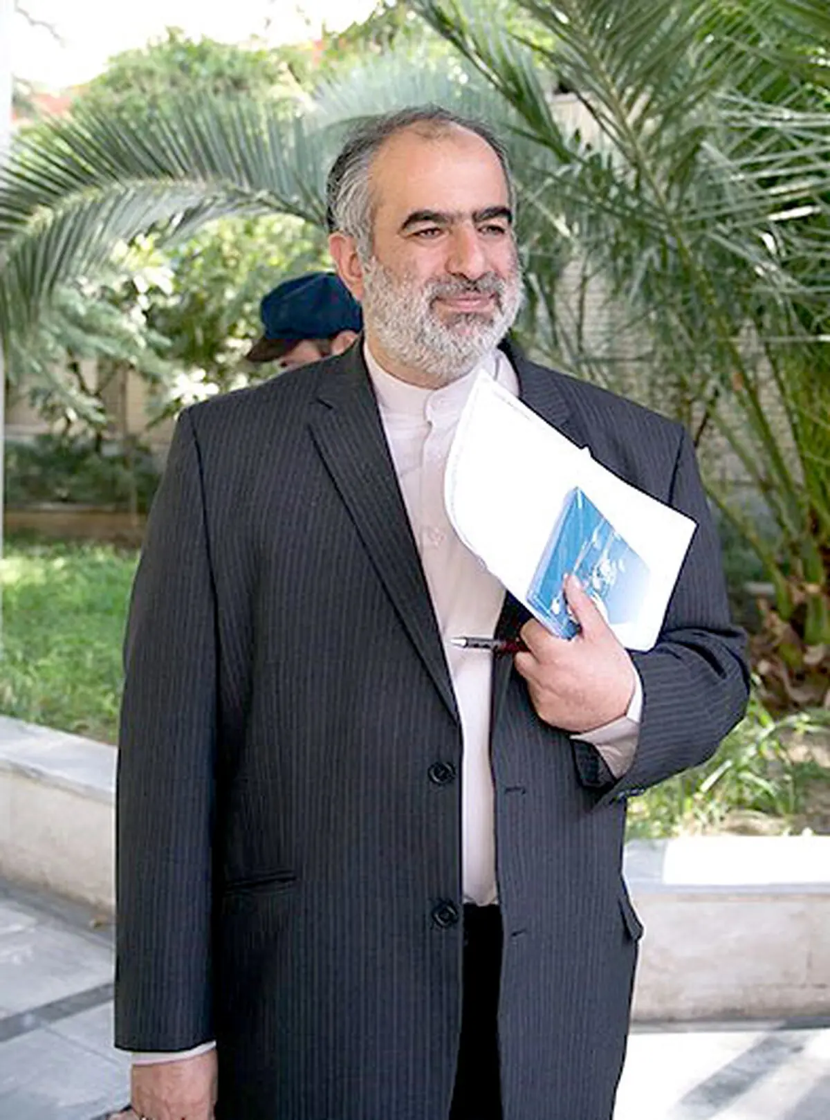 آشنا : انحلال شعام در خیابان هم عادی سازی می‌شود