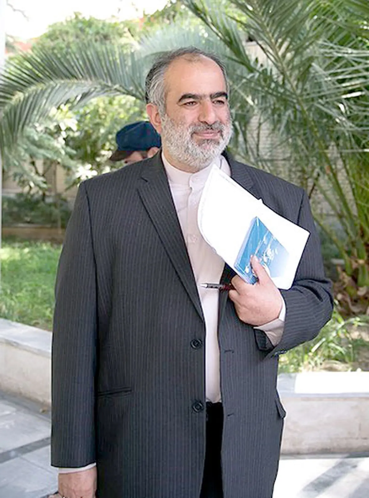 آشنا : انحلال شعام در خیابان هم عادی سازی می‌شود