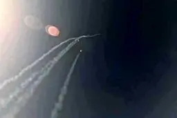 آمادگی ایران برای آتشباران اسرائیل با ۲۰۰۰ موشک