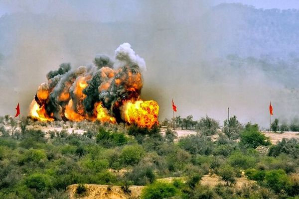 افزایش تنش میان هند و پاکستان/ در کشمیر قحطی شد