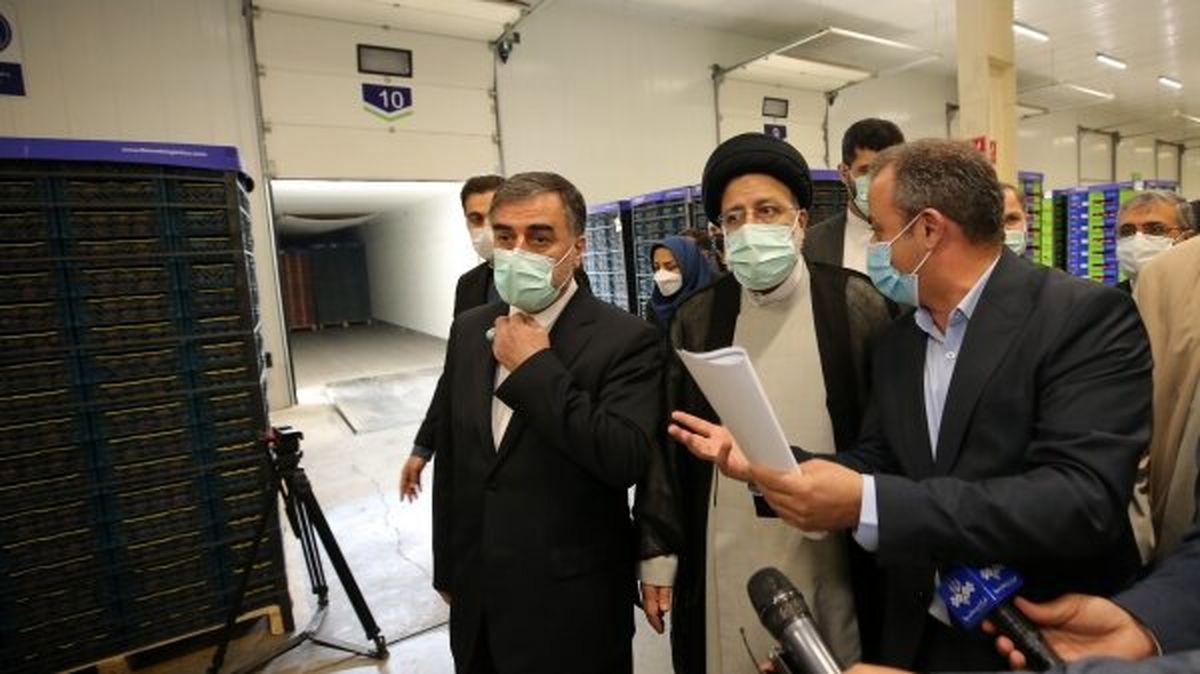 بازدید رییس جمهور از مجهزترین مرکز آزمایش، بستهبندی، نگهداری و بازاریابی محصولات کشاورزی