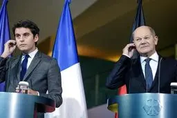 دیدار نخست وزیر فرانسه با صدر اعظم آلمان در برلین