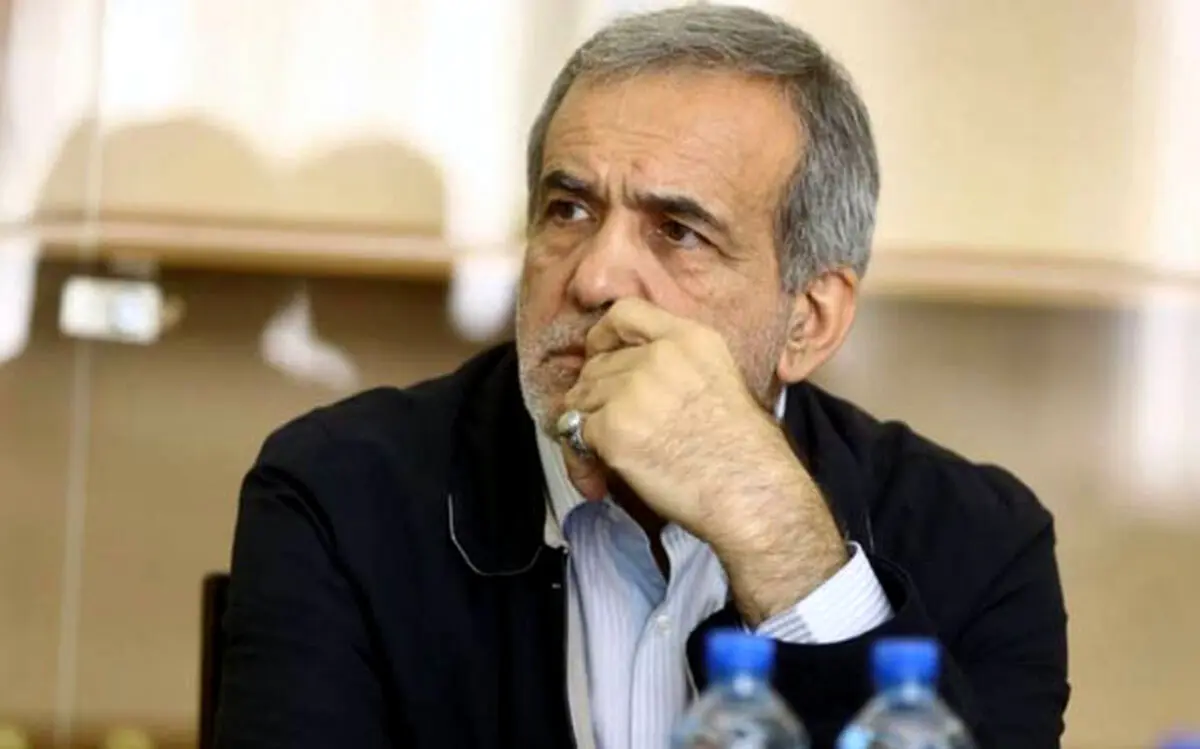 انتقاد پزشکیان از اصولگرایان: هیچ تقصیری را گردن نمی‌گیرند