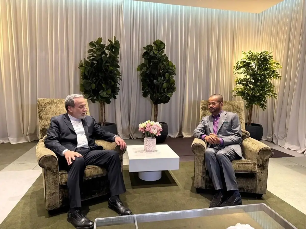 مواضع ایران در مذاکرات به وزیر خارجه عمان منتقل شد