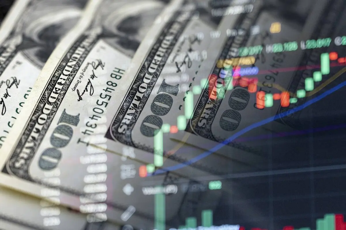 کاهش قیمت دلار امروز در بازار