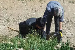 استاد کیهان کلهر و جمع آوری زباله‌های سیزده بدر