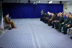 رهبر انقلاب: جوانان ما توانسته‌اند هویت دینی خود را حفظ کنند