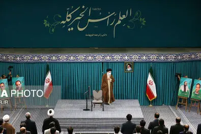 رهبر انقلاب نخبگان