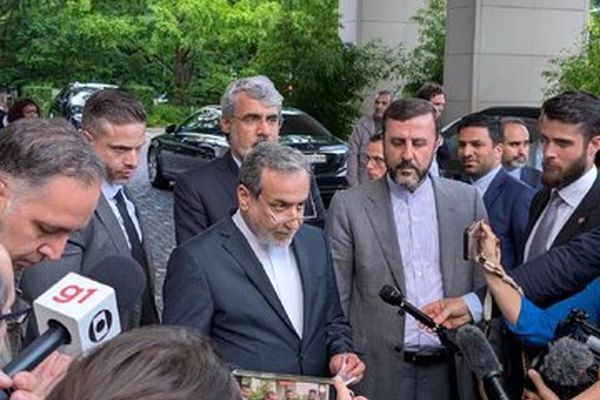 آنچه عراقچی به وزرای خارجه سه کشور اروپایی گفت