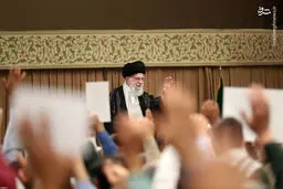 تصاویر دیدار پیشکسوتان دفاع مقدس با رهبر انقلاب