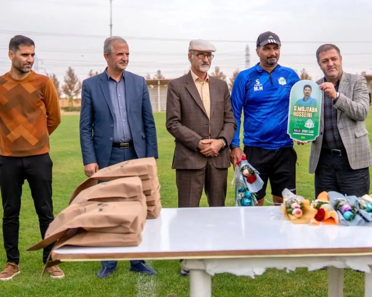 تقدیر از مربیان آلومینیوم با تشویق حضار!