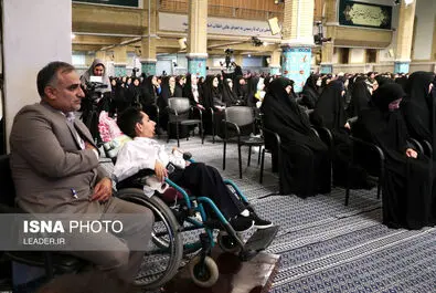رهبر انقلاب نخبگان